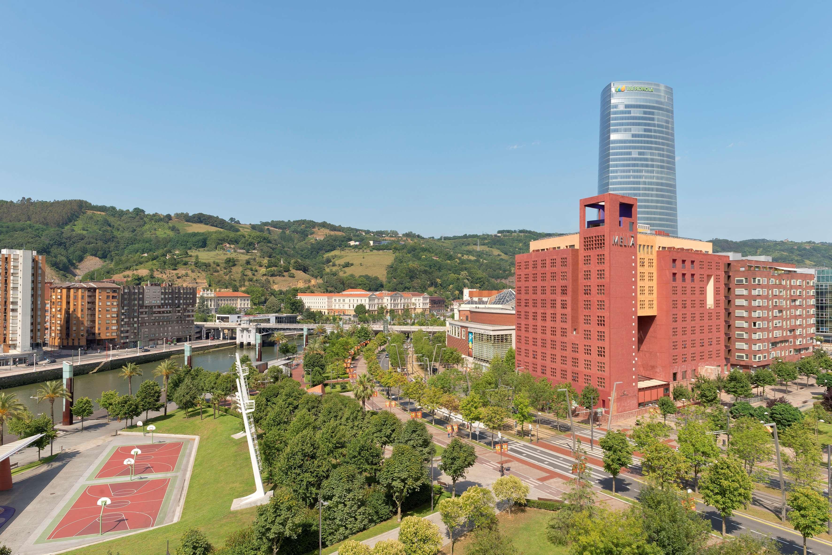 Hotel Melia Bilbao Exterior photo