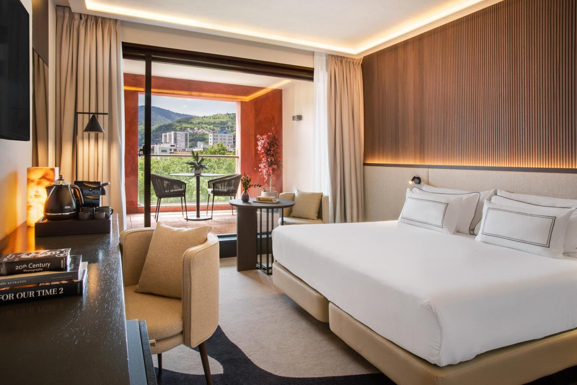 Hotel Melia Bilbao Exterior photo